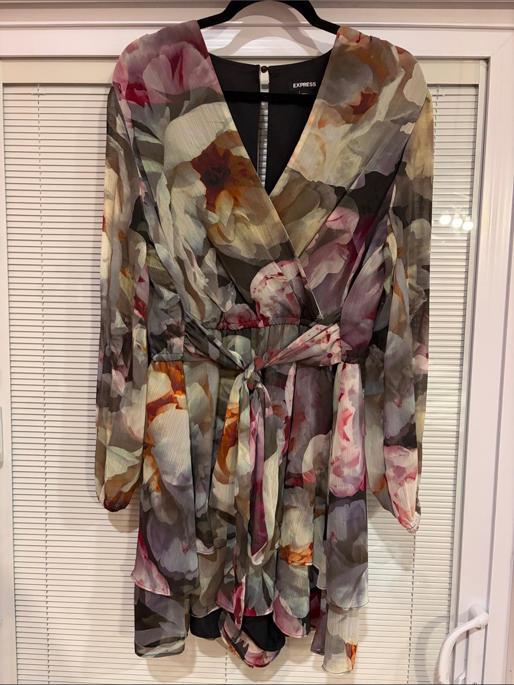 Express Floral Long Sleeve Romper Size XL